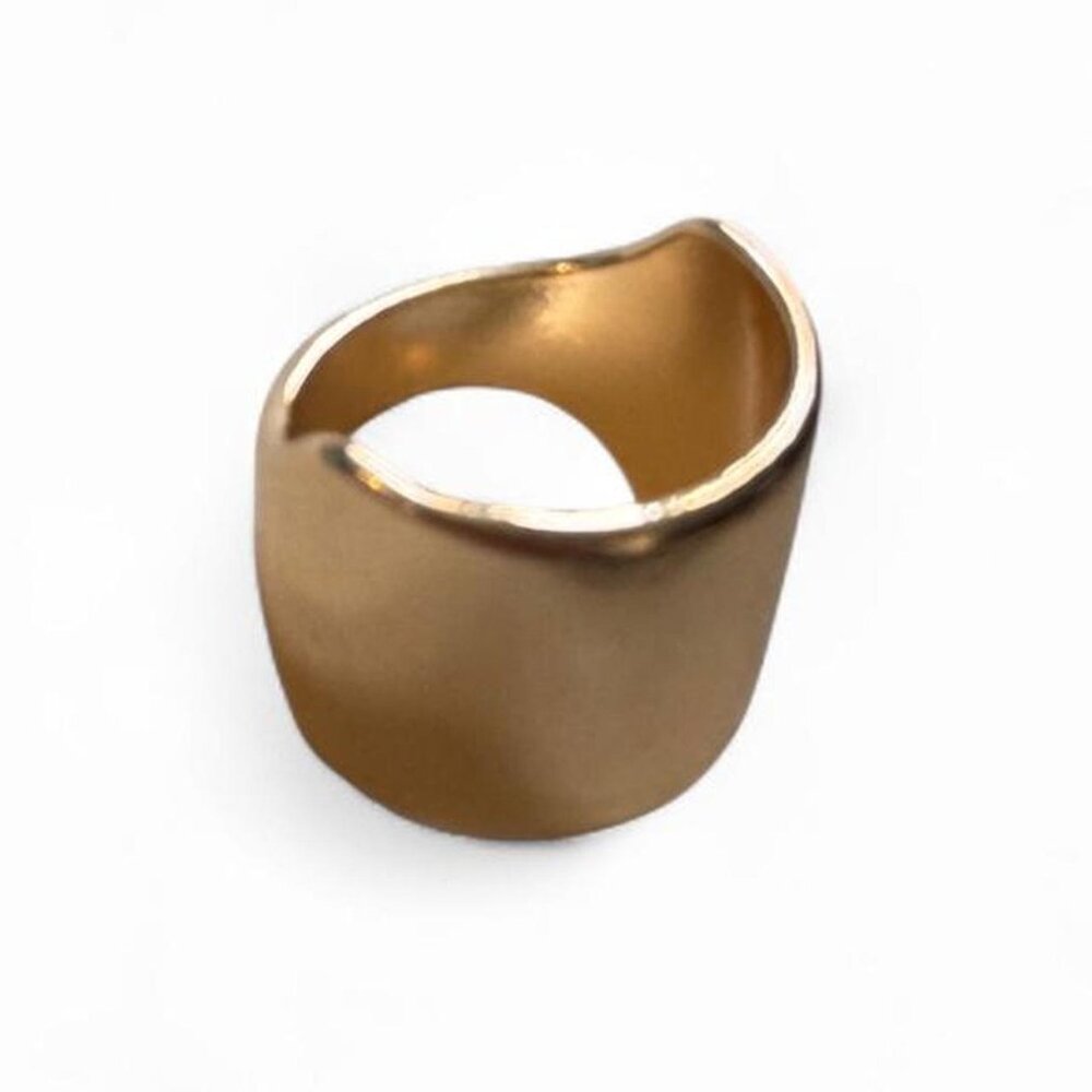 Size 7 Gold ring with a unique design #boho...